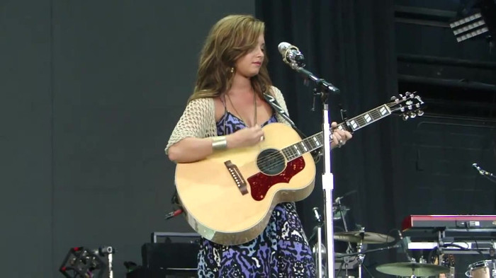 Demi Lovato Stop The World Soundcheck Tampa {HD} 0772