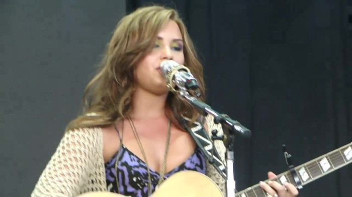 Demi Lovato Stop The World Soundcheck Tampa {HD} 1146