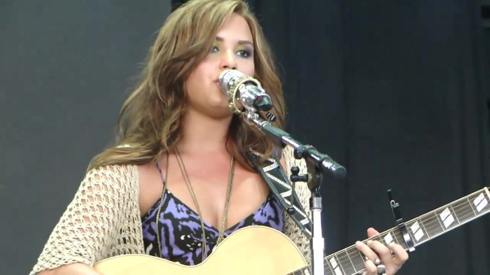 Demi Lovato Stop The World Soundcheck Tampa {HD} 1153