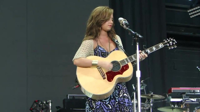 Demi Lovato Stop The World Soundcheck Tampa {HD} 0783