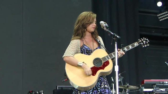 Demi Lovato Stop The World Soundcheck Tampa {HD} 0805