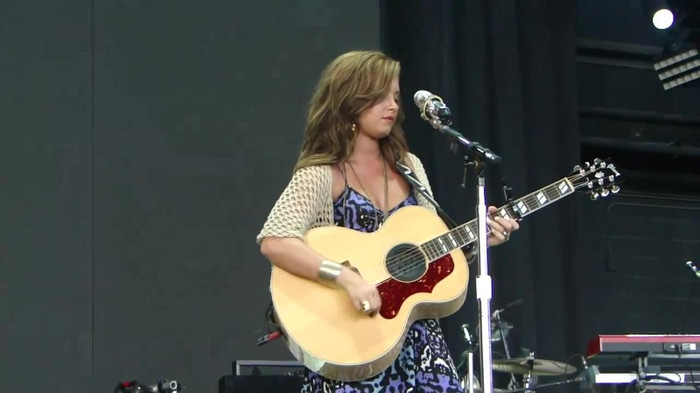 Demi Lovato Stop The World Soundcheck Tampa {HD} 0807