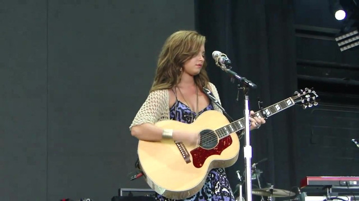 Demi Lovato Stop The World Soundcheck Tampa {HD} 0816