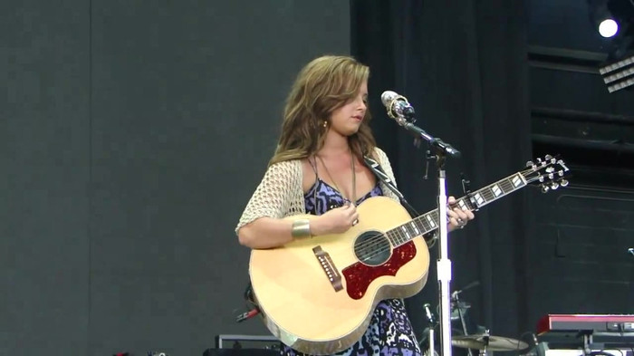 Demi Lovato Stop The World Soundcheck Tampa {HD} 0826