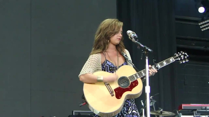Demi Lovato Stop The World Soundcheck Tampa {HD} 0828