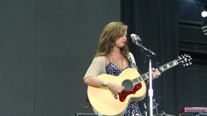 Demi Lovato Stop The World Soundcheck Tampa {HD} 0836