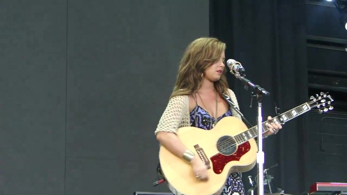 Demi Lovato Stop The World Soundcheck Tampa {HD} 0846