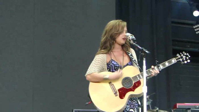 Demi Lovato Stop The World Soundcheck Tampa {HD} 0854