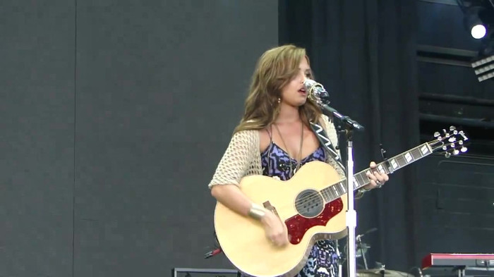 Demi Lovato Stop The World Soundcheck Tampa {HD} 0858