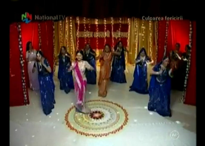 19 - Sapna Babul Ka Bidaai-Sadhna and Ragini Dance