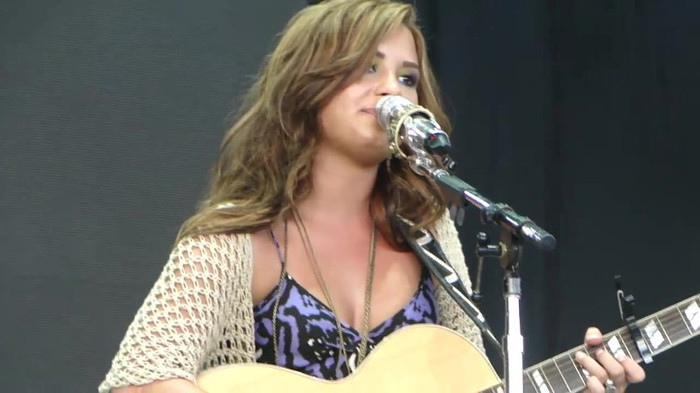 Demi Lovato Stop The World Soundcheck Tampa {HD} 1252