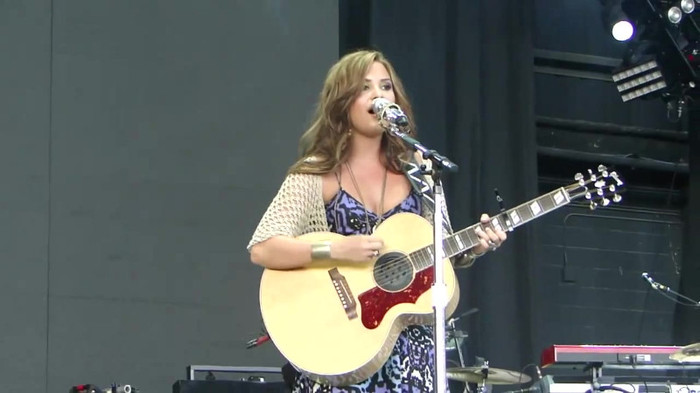 Demi Lovato Stop The World Soundcheck Tampa {HD} 0893