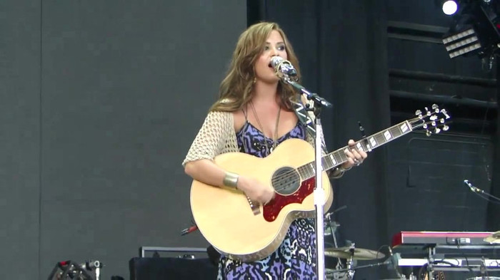 Demi Lovato Stop The World Soundcheck Tampa {HD} 0911