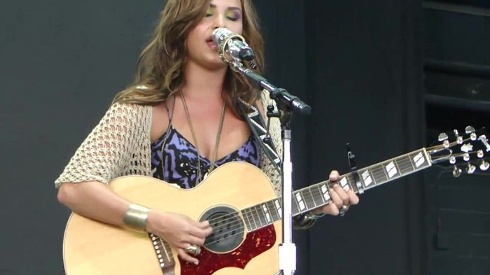 Demi Lovato Stop The World Soundcheck Tampa {HD} 1799 Demi Lovato Stop The World Soundcheck Tampa {HD} 1799