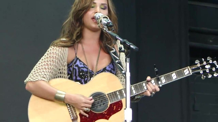 Demi Lovato Stop The World Soundcheck Tampa {HD} 1800 Demi Lovato Stop The World Soundcheck Tampa {HD} 1800