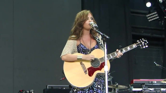 Demi Lovato Stop The World Soundcheck Tampa {HD} 0971