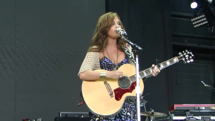 Demi Lovato Stop The World Soundcheck Tampa {HD} 0974