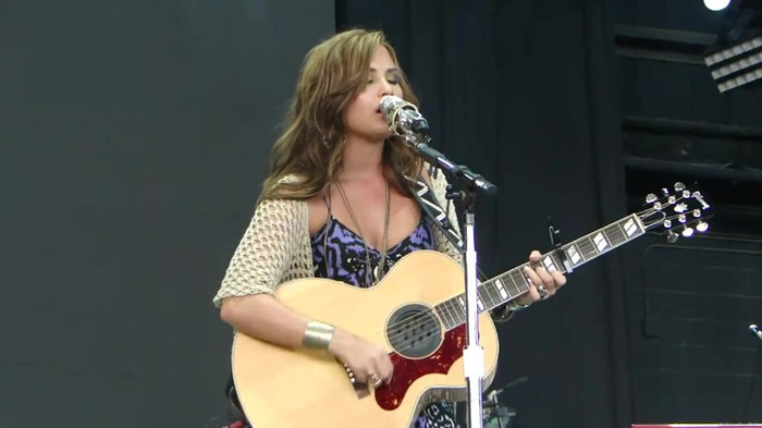 Demi Lovato Stop The World Soundcheck Tampa {HD} 0994 - Demilush - Stop The World Soundcheck Tampa Part oo1