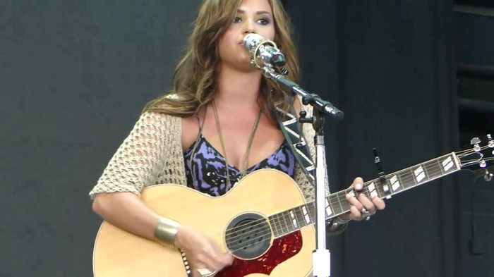Demi Lovato Stop The World Soundcheck Tampa {HD} 1852 Demi Lovato Stop The World Soundcheck Tampa {HD} 1852