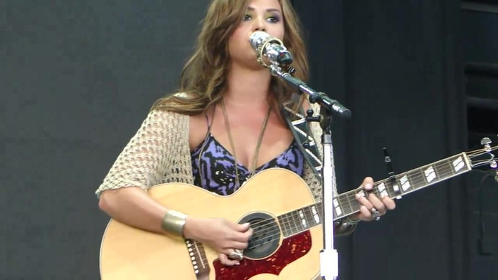 Demi Lovato Stop The World Soundcheck Tampa {HD} 1856 Demi Lovato Stop The World Soundcheck Tampa {HD} 1856