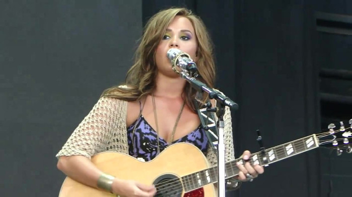 Demi Lovato Stop The World Soundcheck Tampa {HD} 1900 - Demilush - Stop The World Soundcheck Tampa Part oo3