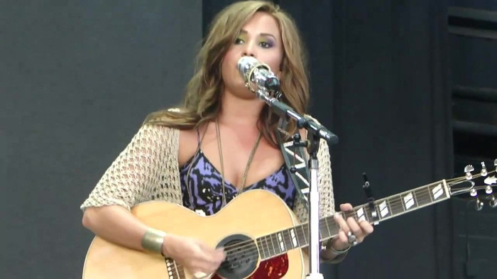 Demi Lovato Stop The World Soundcheck Tampa {HD} 1920 - Demilush - Stop The World Soundcheck Tampa Part oo3
