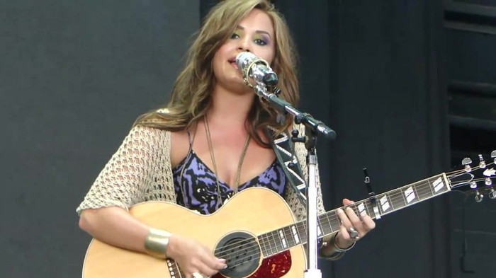 Demi Lovato Stop The World Soundcheck Tampa {HD} 1953 Demi Lovato Stop The World Soundcheck Tampa {HD} 1953