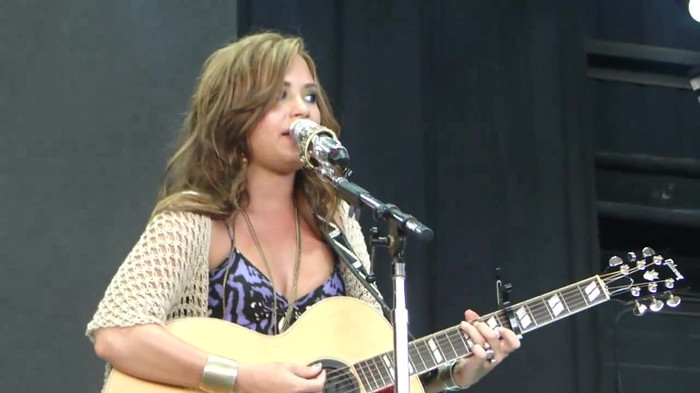 Demi Lovato Stop The World Soundcheck Tampa {HD} 1497