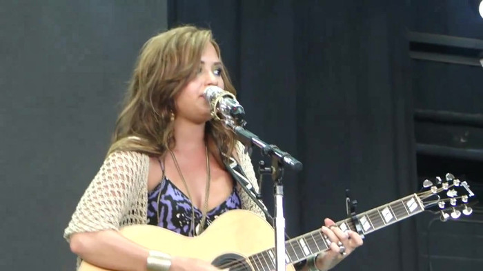 Demi Lovato Stop The World Soundcheck Tampa {HD} 1500