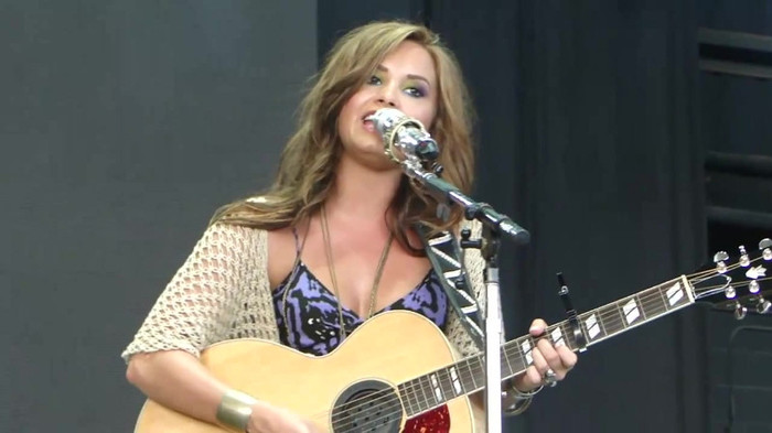 Demi Lovato Stop The World Soundcheck Tampa {HD} 1993 - Demilush - Stop The World Soundcheck Tampa Part oo3