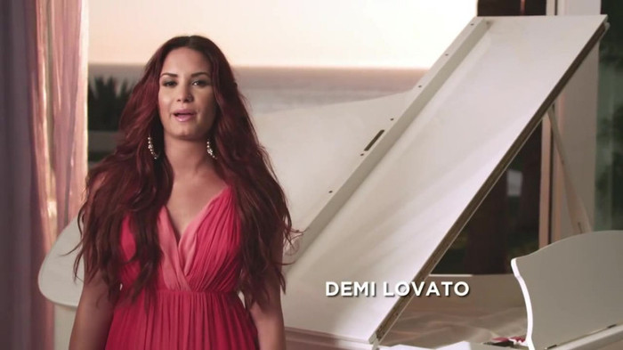 ACUVUE® 1-DAY Contest_ Demi Lovato 126