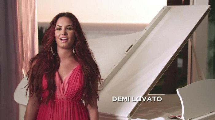 ACUVUE® 1-DAY Contest_ Demi Lovato 134