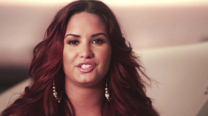 ACUVUE® 1-DAY Contest_ Demi Lovato 236