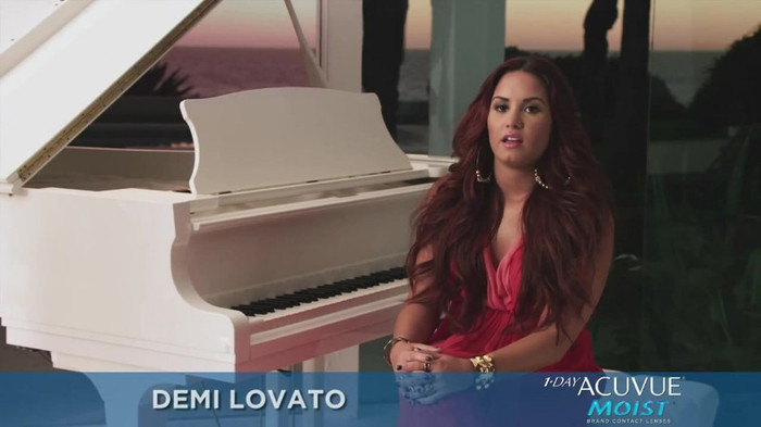 Demi Lovato talks following her dream_ ACUVUE® 1-DAY Contest Stories 0021