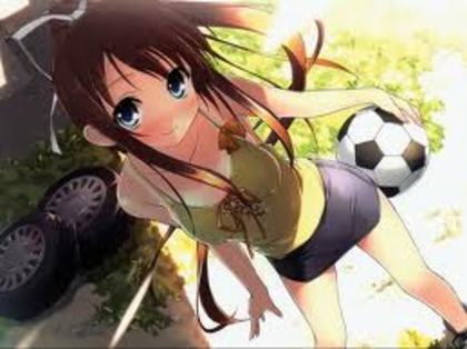 Imi plac jocurile cu mingea ... footbal - About me