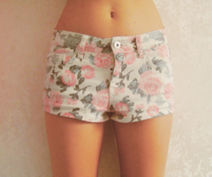 Pantaloni scurti draguti
