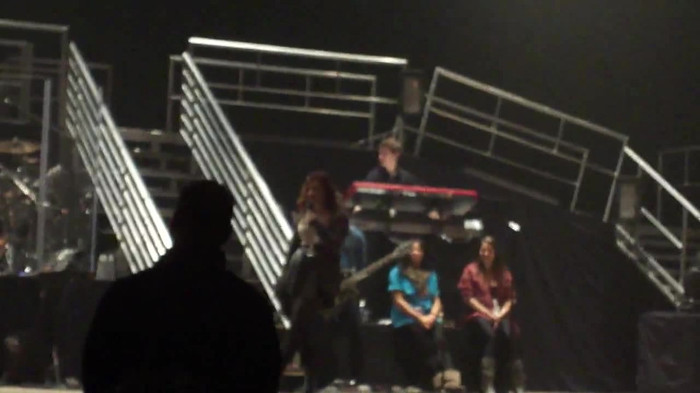 Demi Lovato _Believe In Me_ Hershey Soundcheck 11.19.2011 013