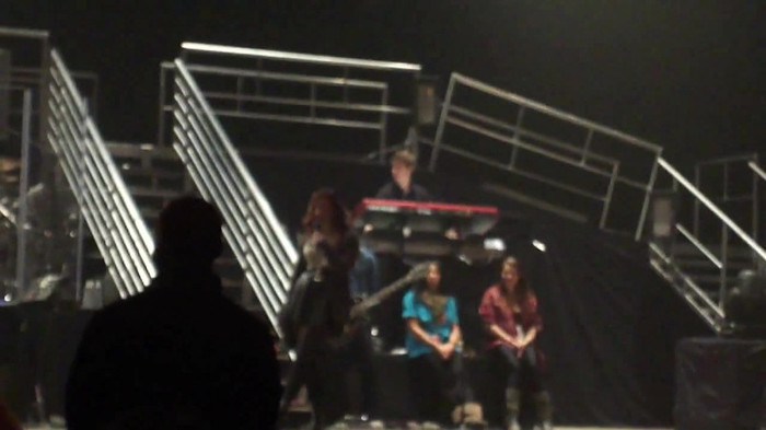 Demi Lovato _Believe In Me_ Hershey Soundcheck 11.19.2011 045