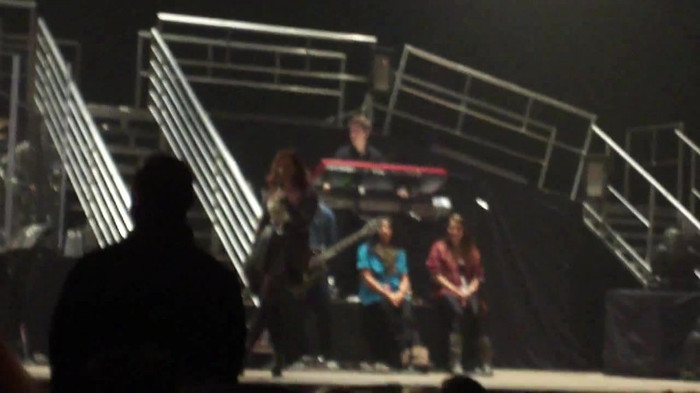 Demi Lovato _Believe In Me_ Hershey Soundcheck 11.19.2011 052