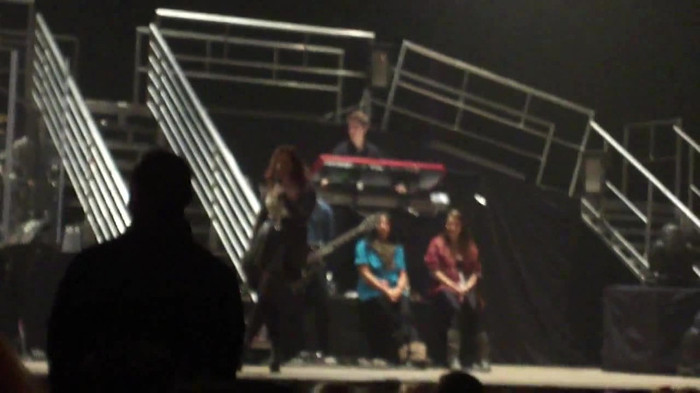 Demi Lovato _Believe In Me_ Hershey Soundcheck 11.19.2011 053