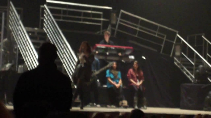 Demi Lovato _Believe In Me_ Hershey Soundcheck 11.19.2011 055
