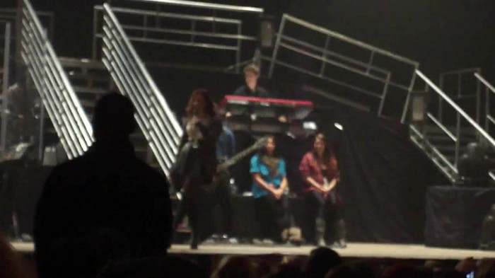 Demi Lovato _Believe In Me_ Hershey Soundcheck 11.19.2011 063