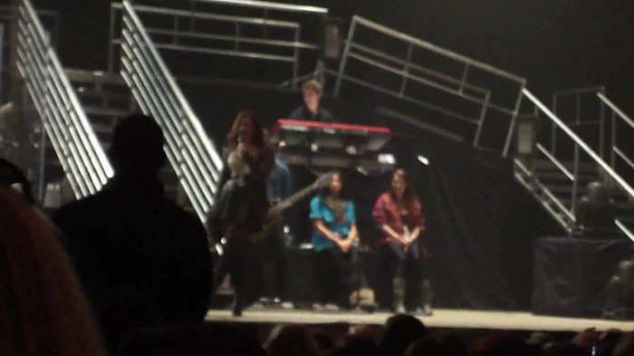 Demi Lovato _Believe In Me_ Hershey Soundcheck 11.19.2011 082