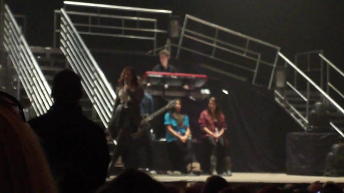 Demi Lovato _Believe In Me_ Hershey Soundcheck 11.19.2011 106