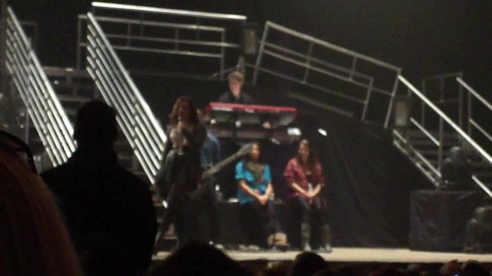 Demi Lovato _Believe In Me_ Hershey Soundcheck 11.19.2011 107