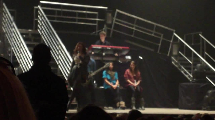 Demi Lovato _Believe In Me_ Hershey Soundcheck 11.19.2011 109