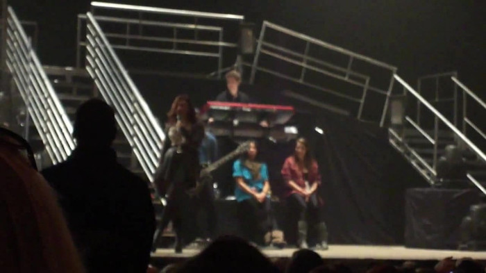 Demi Lovato _Believe In Me_ Hershey Soundcheck 11.19.2011 113