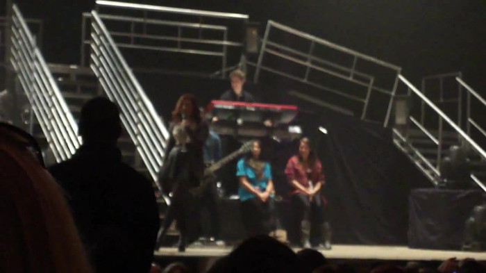 Demi Lovato _Believe In Me_ Hershey Soundcheck 11.19.2011 120
