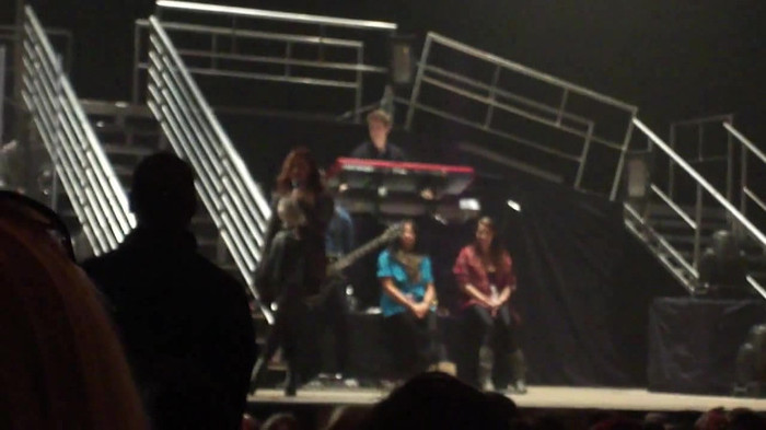 Demi Lovato _Believe In Me_ Hershey Soundcheck 11.19.2011 127