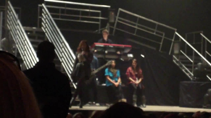 Demi Lovato _Believe In Me_ Hershey Soundcheck 11.19.2011 133